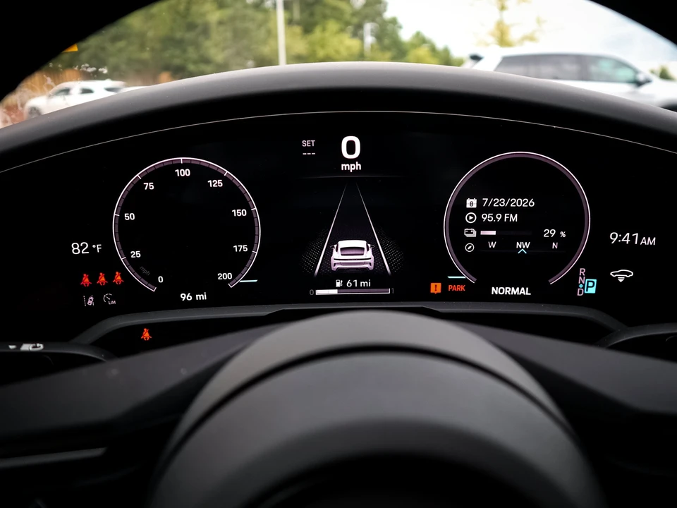 2025 Porsche Taycan - Image 21 of 31