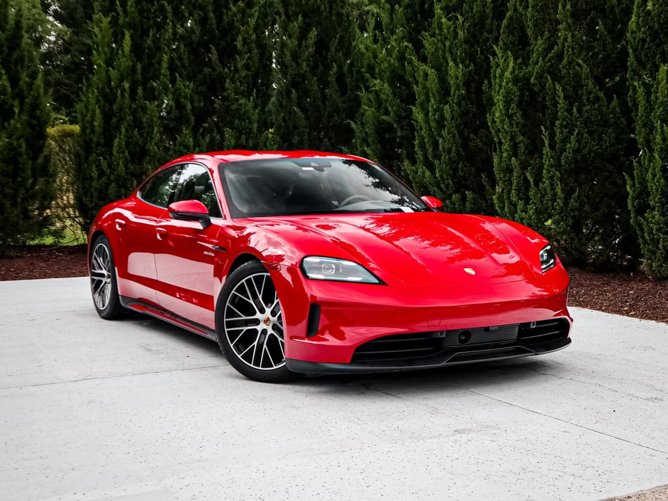 2025 Porsche Taycan - Image 2 of 31