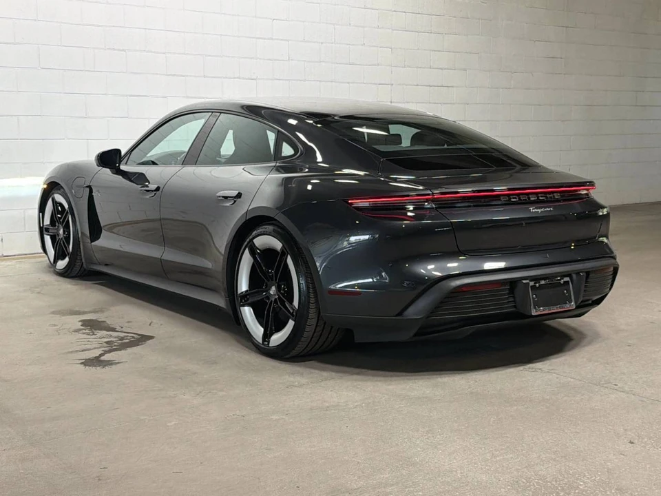 2025 Porsche Taycan - Image 3 of 4