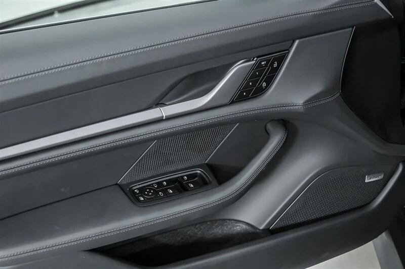 2025 Porsche Taycan - Image 17 of 21