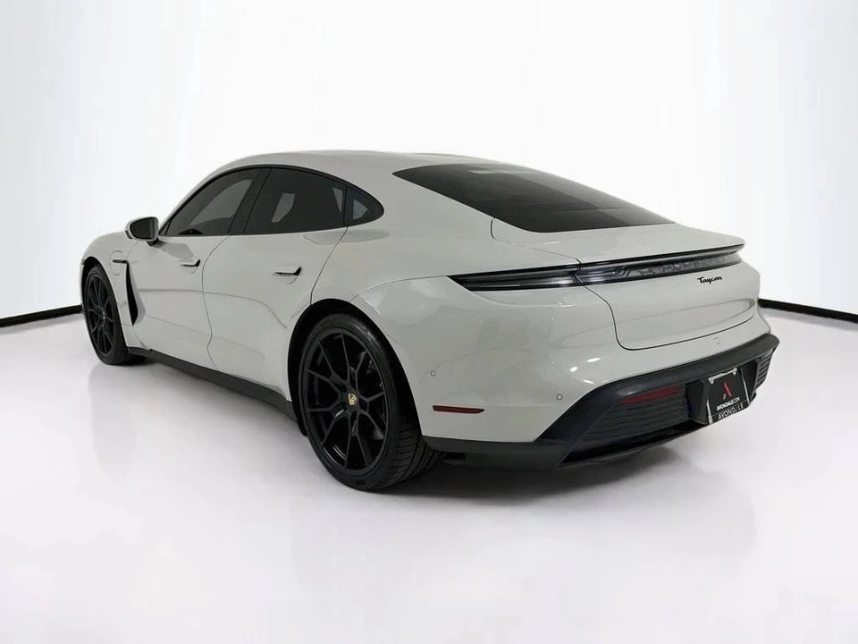 2025 Porsche Taycan - Image 3 of 5