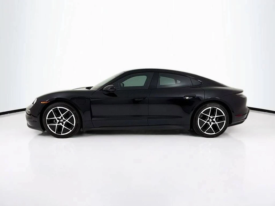 2025 Porsche Taycan - Image 2 of 5