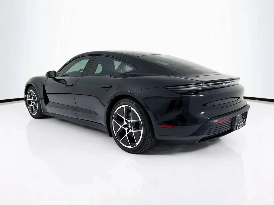 2025 Porsche Taycan - Image 3 of 5