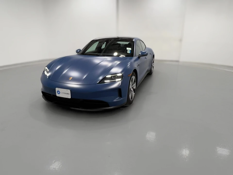 2025 Porsche Taycan - Image 31 of 31