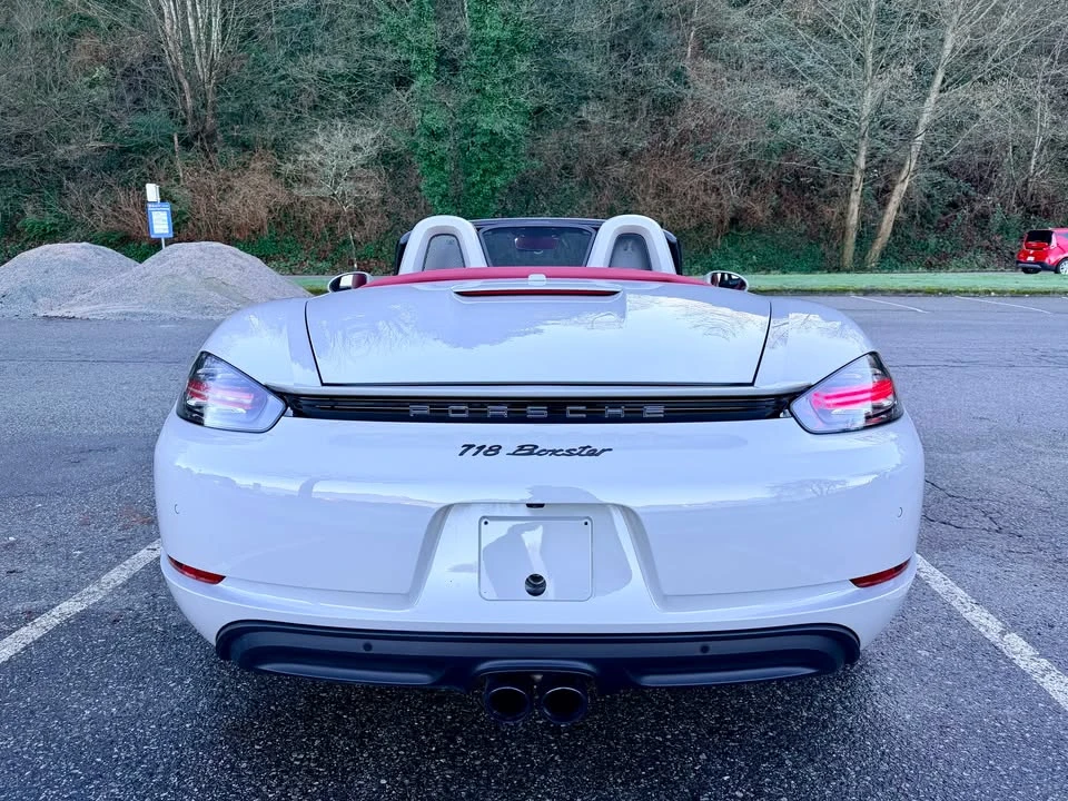2025 Porsche 718 Boxster - Image 4 of 19