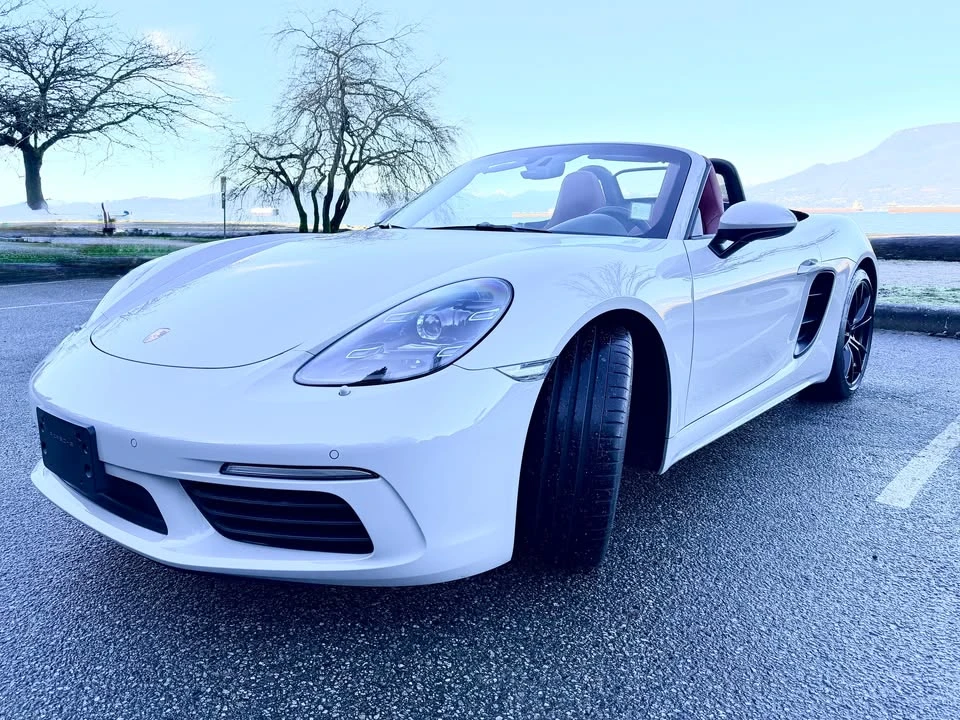 2025 Porsche 718 Boxster - Image 2 of 19