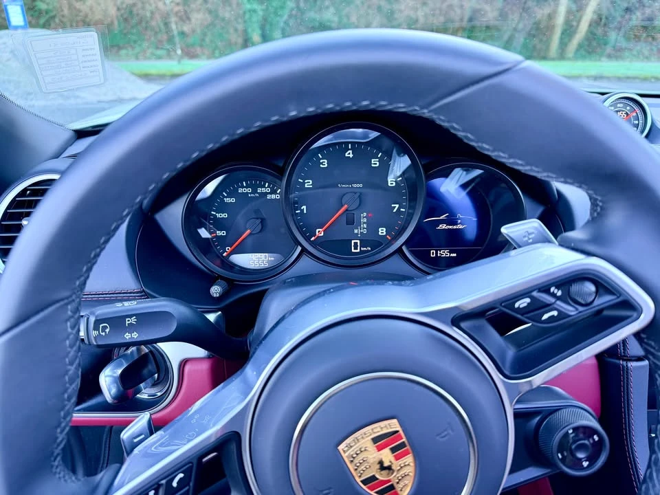 2025 Porsche 718 Boxster - Image 9 of 19