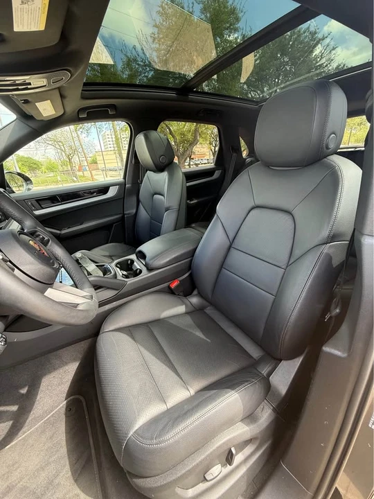 2025 Porsche 9Y0/9Y3 Cayenne - Image 3 of 7