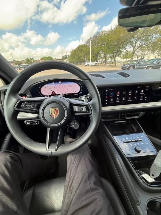 2025 Porsche 9Y0/9Y3 Cayenne - Image 4 of 7