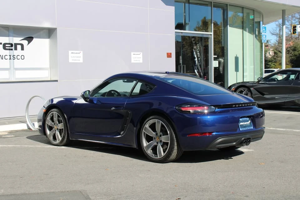 2025 Porsche 718 Cayman - Image 10 of 19
