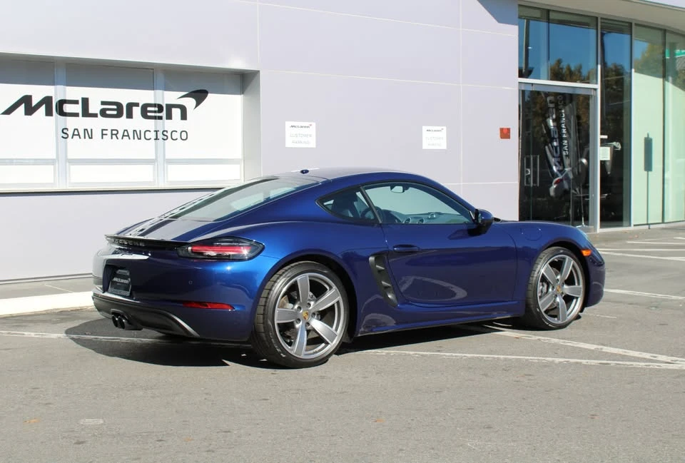 2025 Porsche 718 Cayman - Image 8 of 19