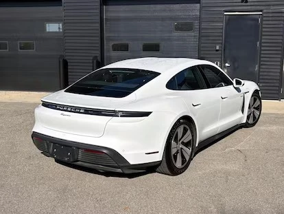 2025 Porsche Taycan - Image 5 of 19