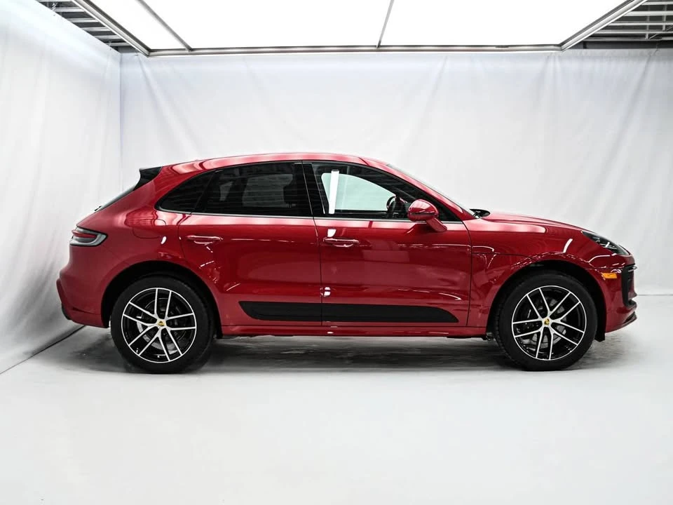 2025 Porsche Macan - Image 2 of 20