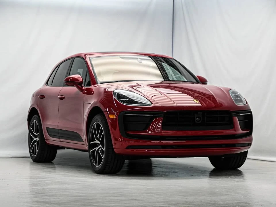 2025 Porsche Macan - Image 4 of 20