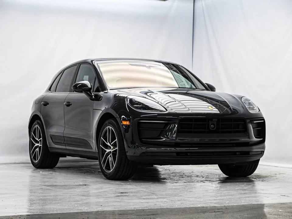 2025 Porsche Macan - Image 3 of 15