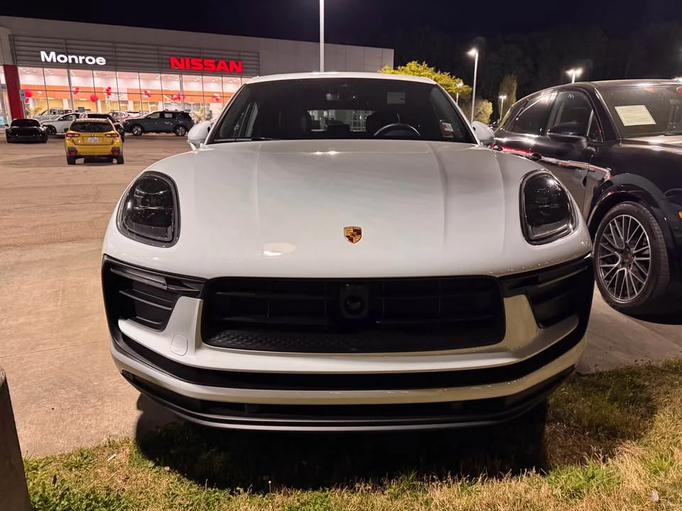 2025 Porsche Macan Electric - Image 2 of 6