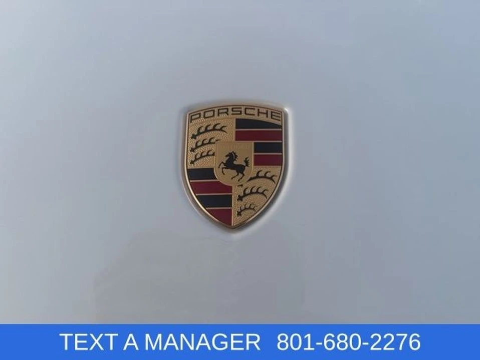 2025 Porsche Macan - Image 4 of 20