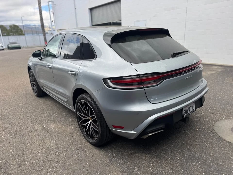2025 Porsche Macan Electric - Image 2 of 13