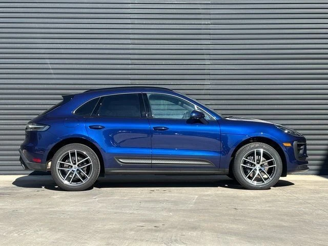 2025 Porsche Macan - Image 8 of 20