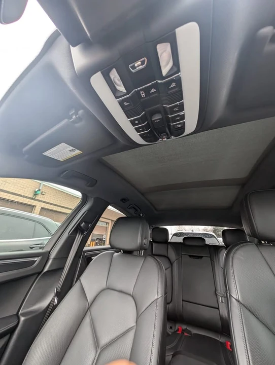 2025 Porsche Macan - Image 11 of 11