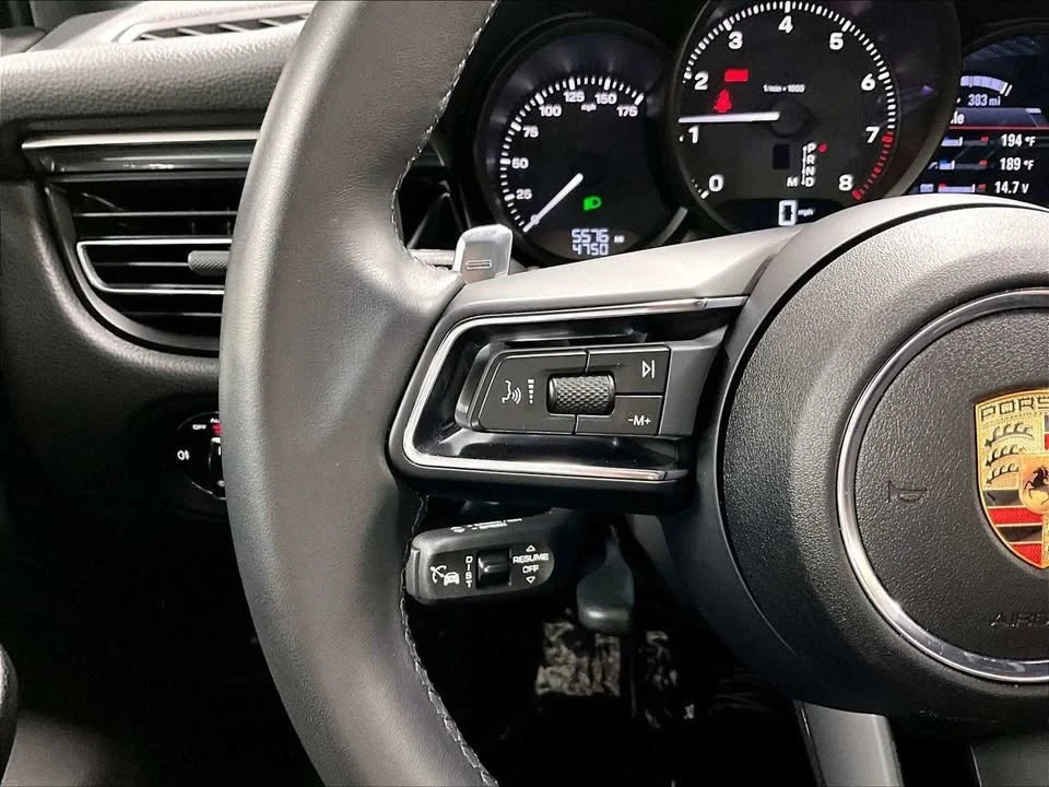 2025 Porsche Macan Electric - Image 19 of 20