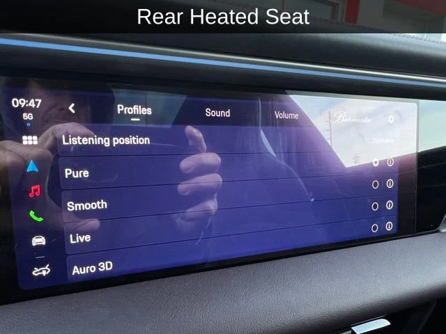 2025 Porsche Macan Electric - Image 12 of 20