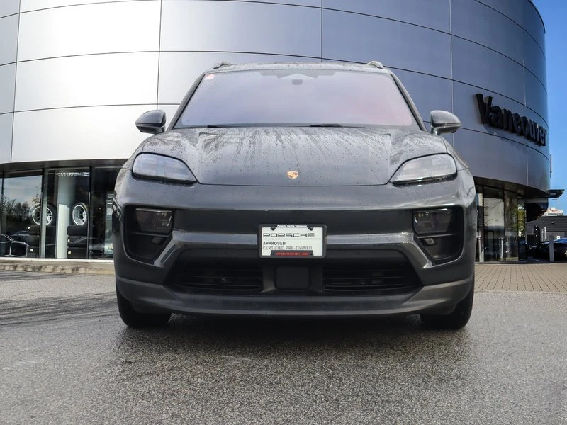 2025 Porsche Macan Electric - Image 8 of 20
