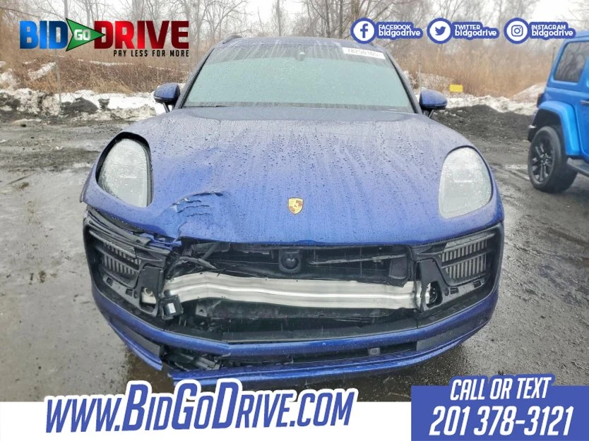 2025 Porsche Macan GTS - Image 3 of 9