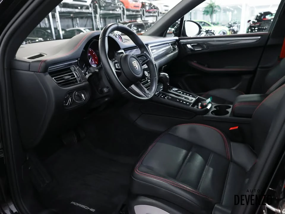 2025 Porsche Macan GTS - Image 14 of 20