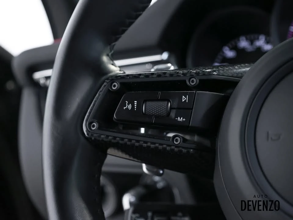 2025 Porsche Macan GTS - Image 17 of 20