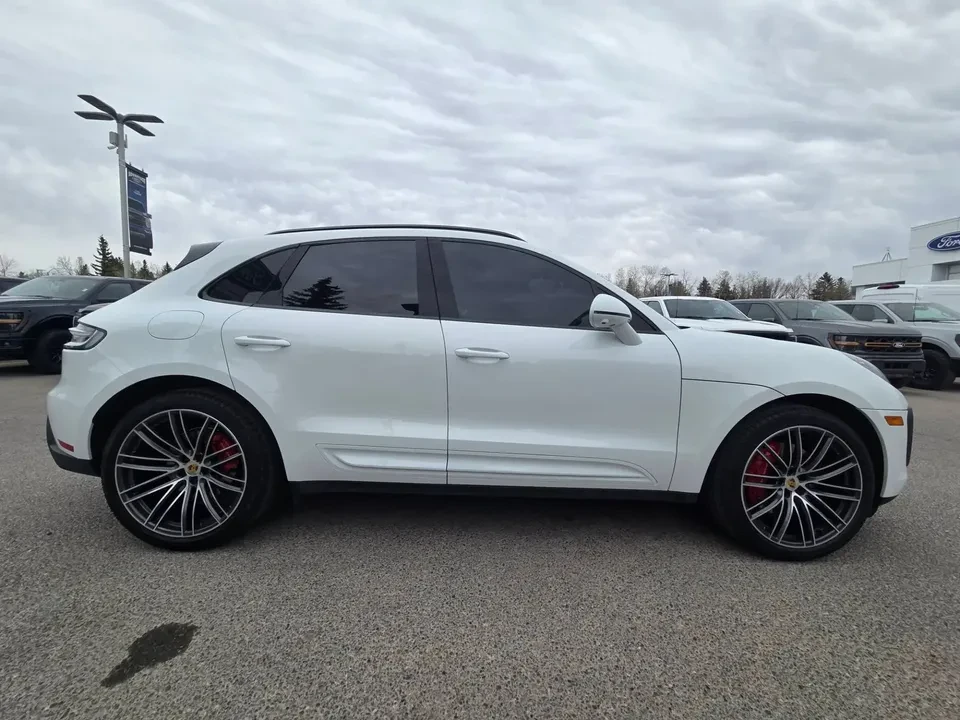 2025 Porsche Macan S - Image 3 of 9