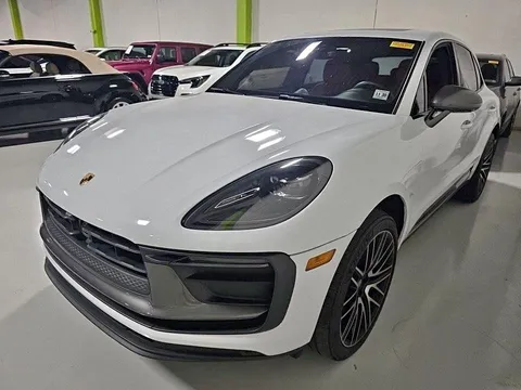 2025 Porsche Macan T