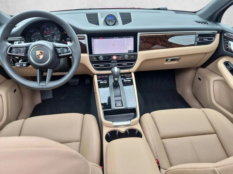 2025 Porsche Macan T - Image 13 of 19