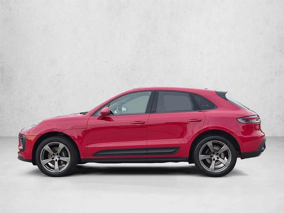 2025 Porsche Macan T - Image 7 of 19