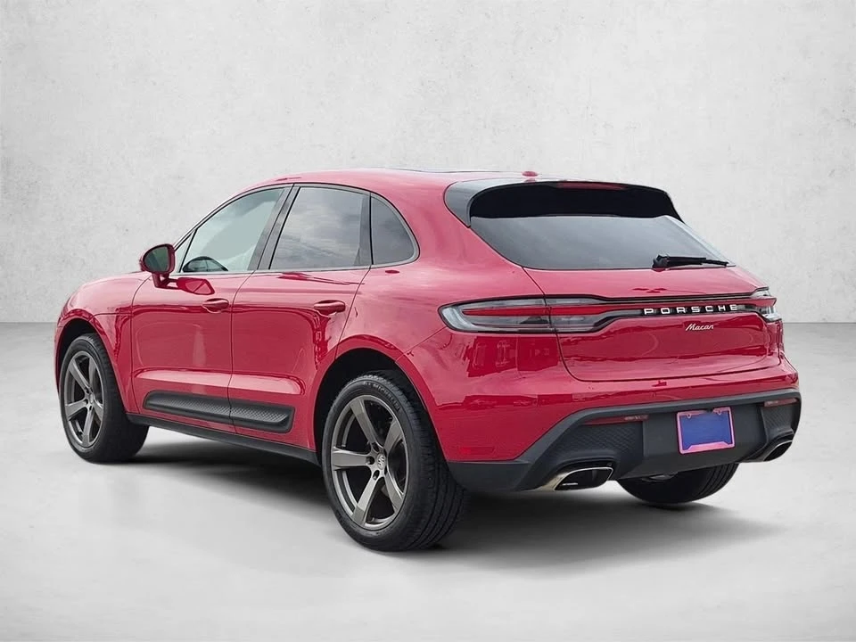 2025 Porsche Macan T - Image 4 of 19