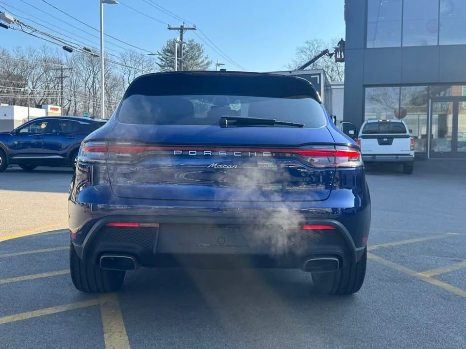 2025 Porsche Macan T - Image 15 of 20