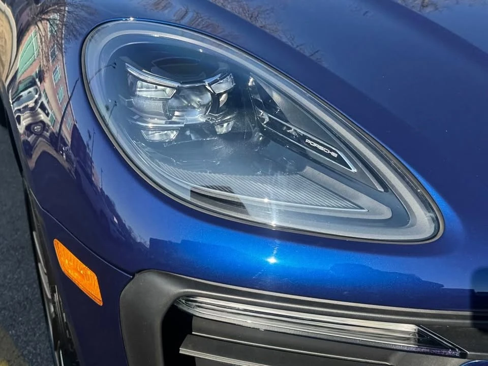 2025 Porsche Macan T - Image 12 of 20