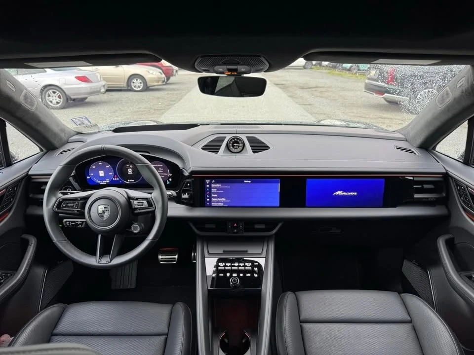 2025 Porsche Macan Turbo - Image 7 of 20