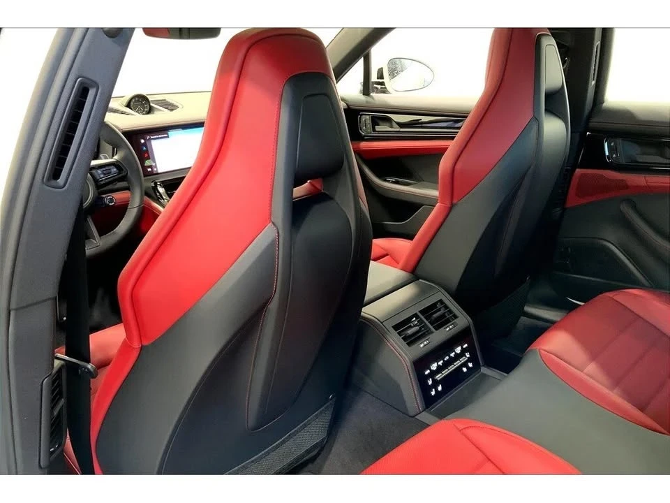 2025 Porsche 976 Panamera - Image 11 of 20