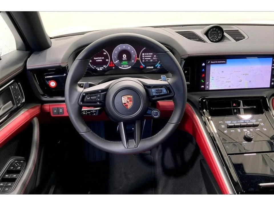 2025 Porsche 976 Panamera - Image 12 of 20