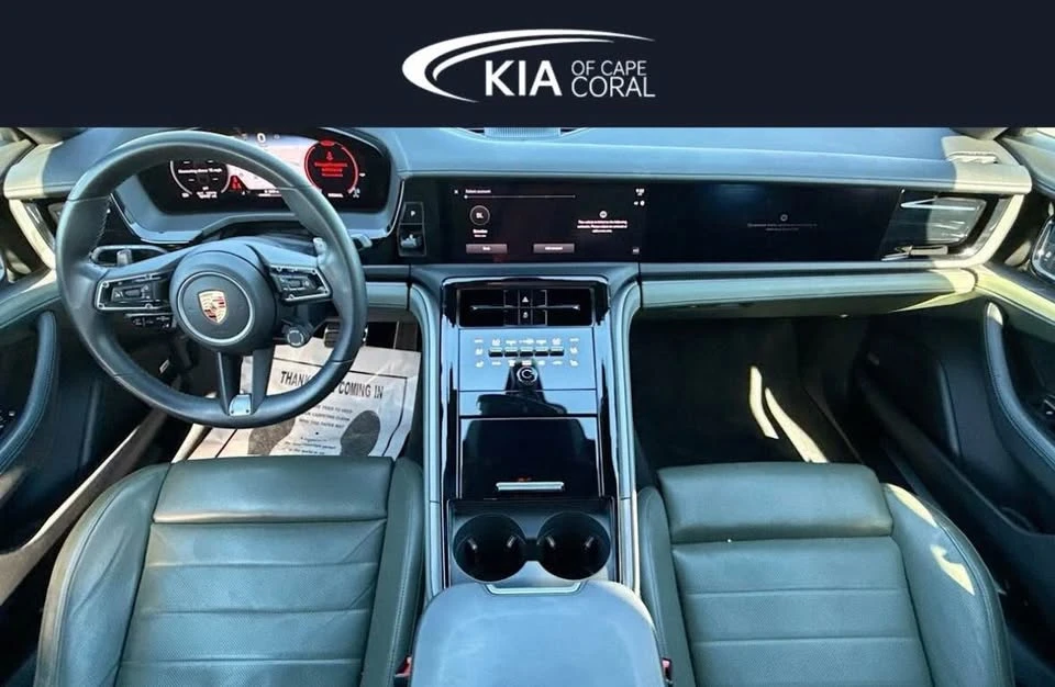 2025 Porsche 976 Panamera - Image 2 of 4
