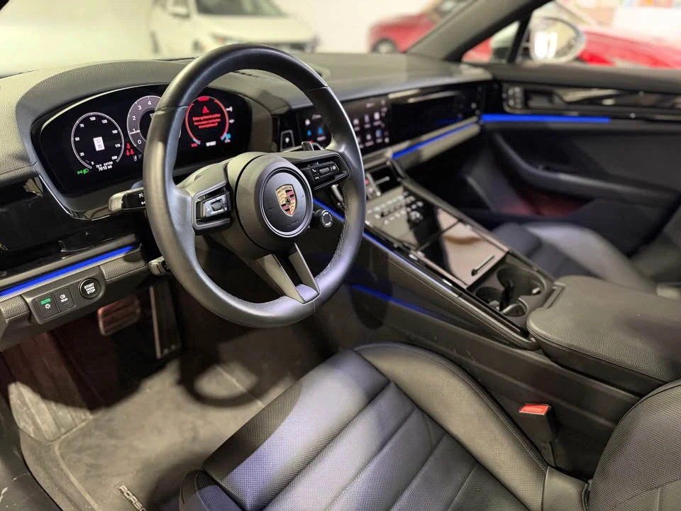 2025 Porsche 976 Panamera - Image 9 of 16