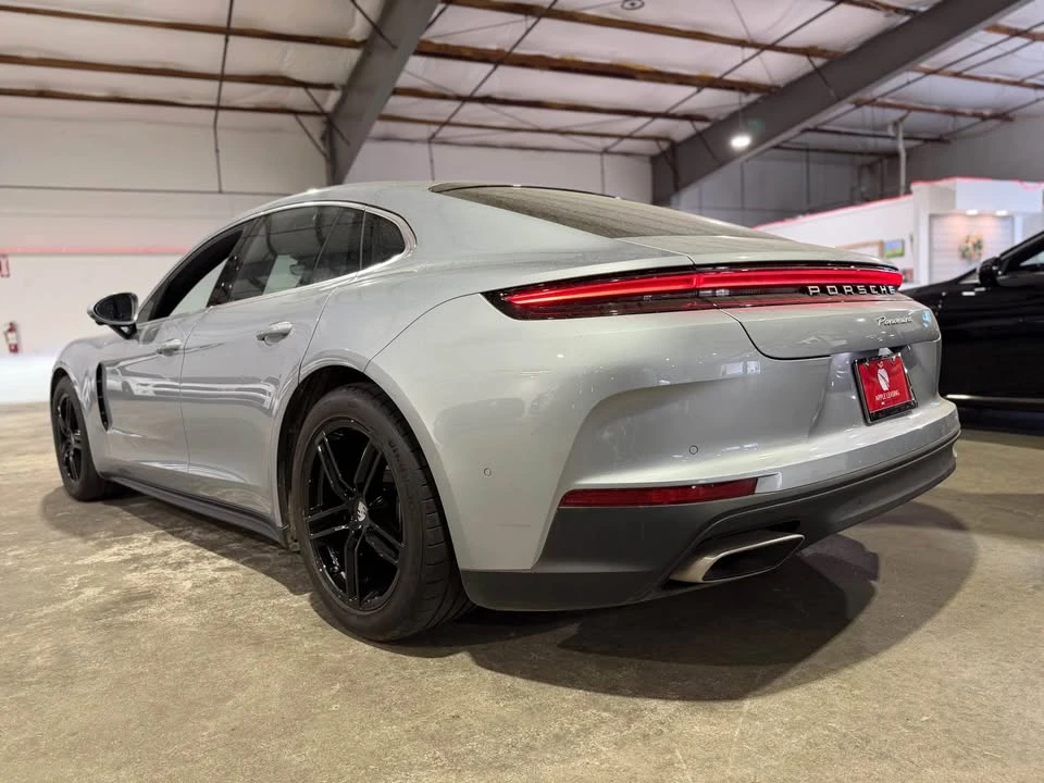 2025 Porsche 976 Panamera - Image 14 of 16