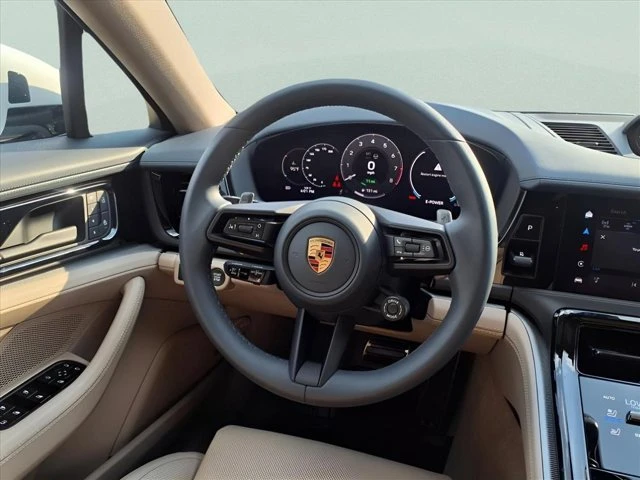 2025 Porsche 976 Panamera - Image 19 of 20