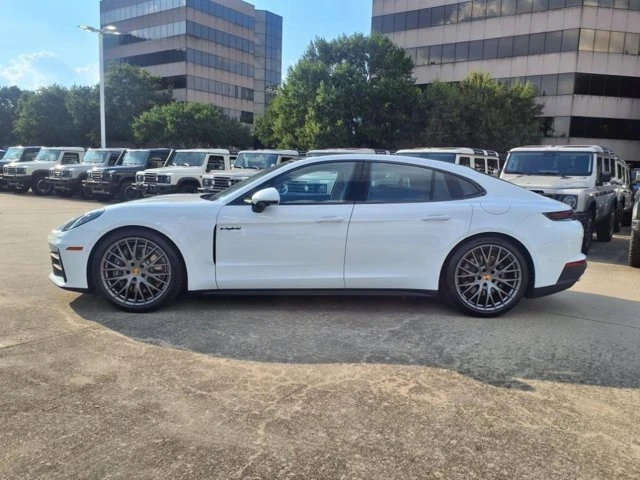 2025 Porsche 976 Panamera - Image 20 of 20