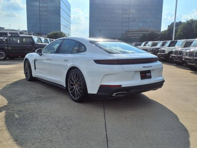 2025 Porsche 976 Panamera - Image 2 of 20