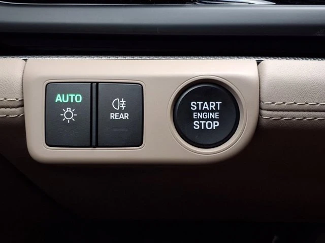 2025 Porsche 976 Panamera - Image 11 of 20