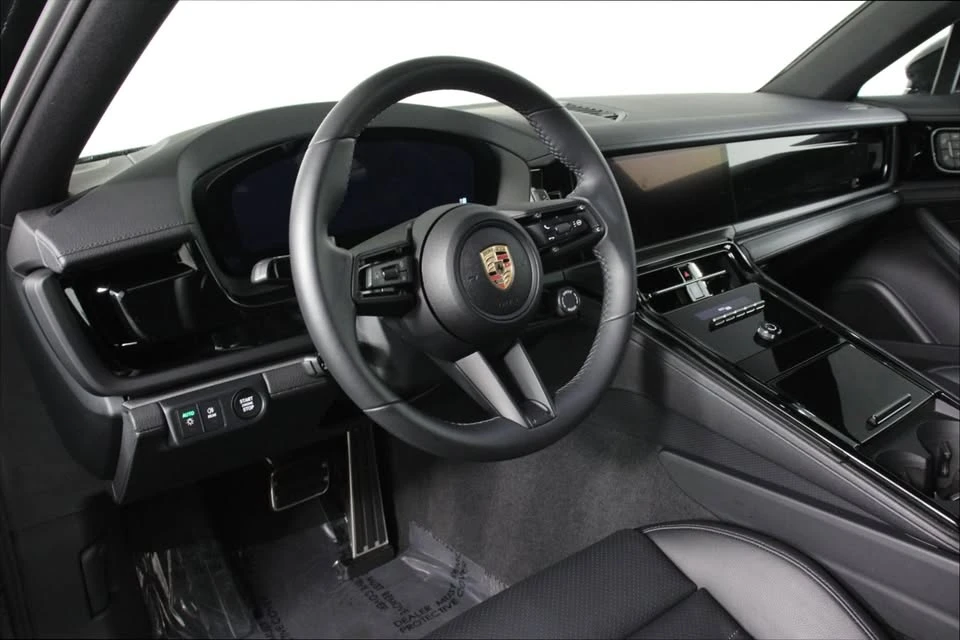 2025 Porsche 976 Panamera - Image 2 of 19