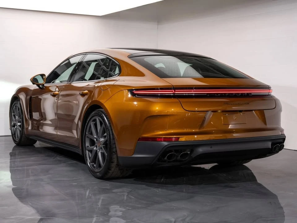 2025 Porsche 976 Panamera - Image 7 of 18