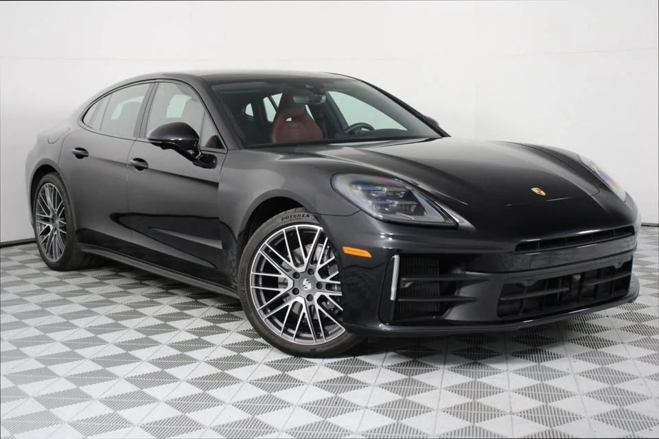 2025 Porsche 976 Panamera - Image 6 of 20